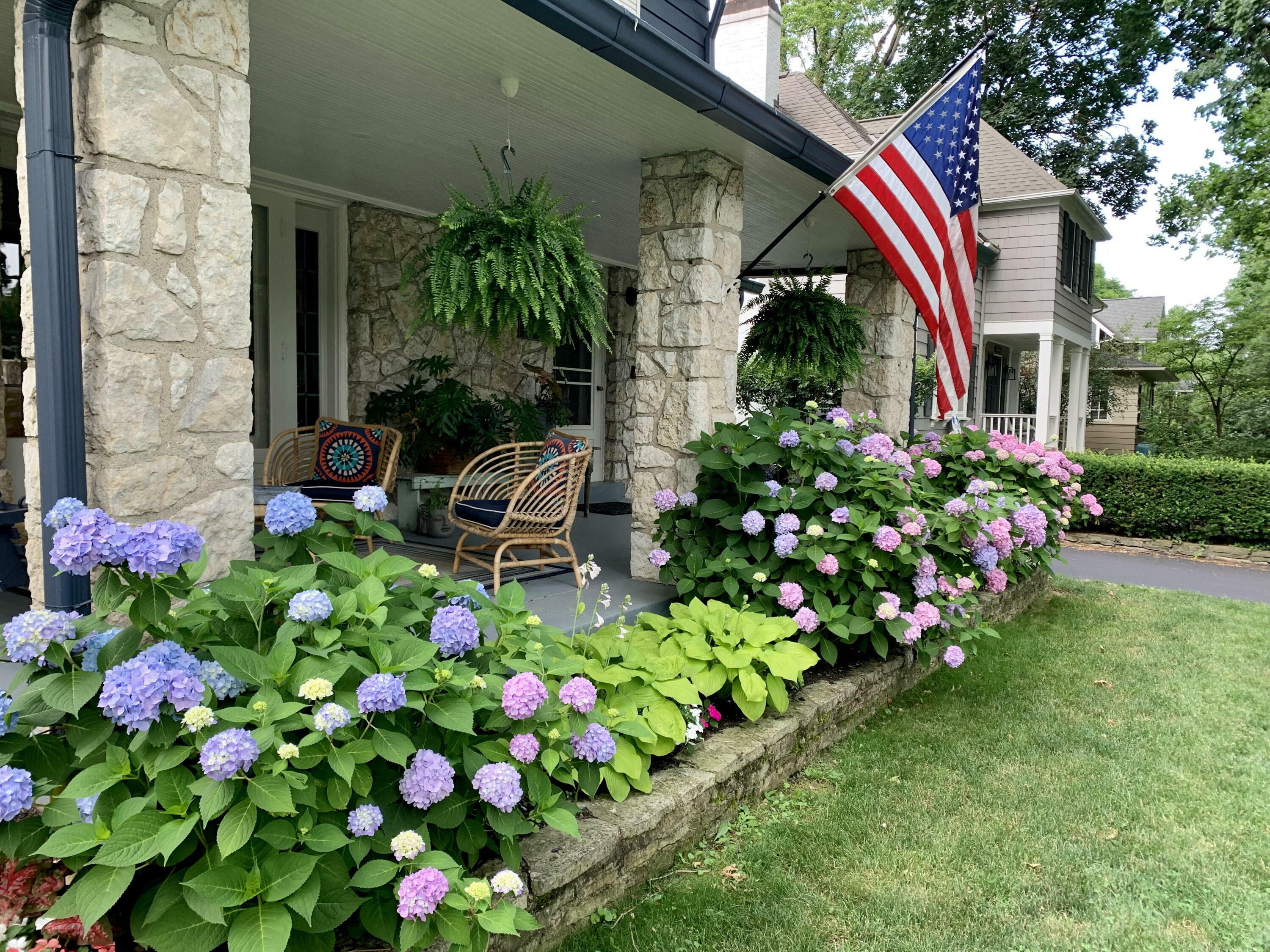 Property Photo: 2443 Dale Avenue OH 43209