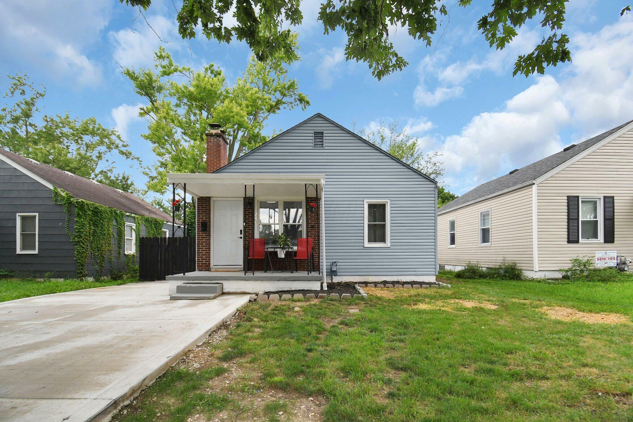 Property Photo: 523 S Napoleon Avenue OH 43213
