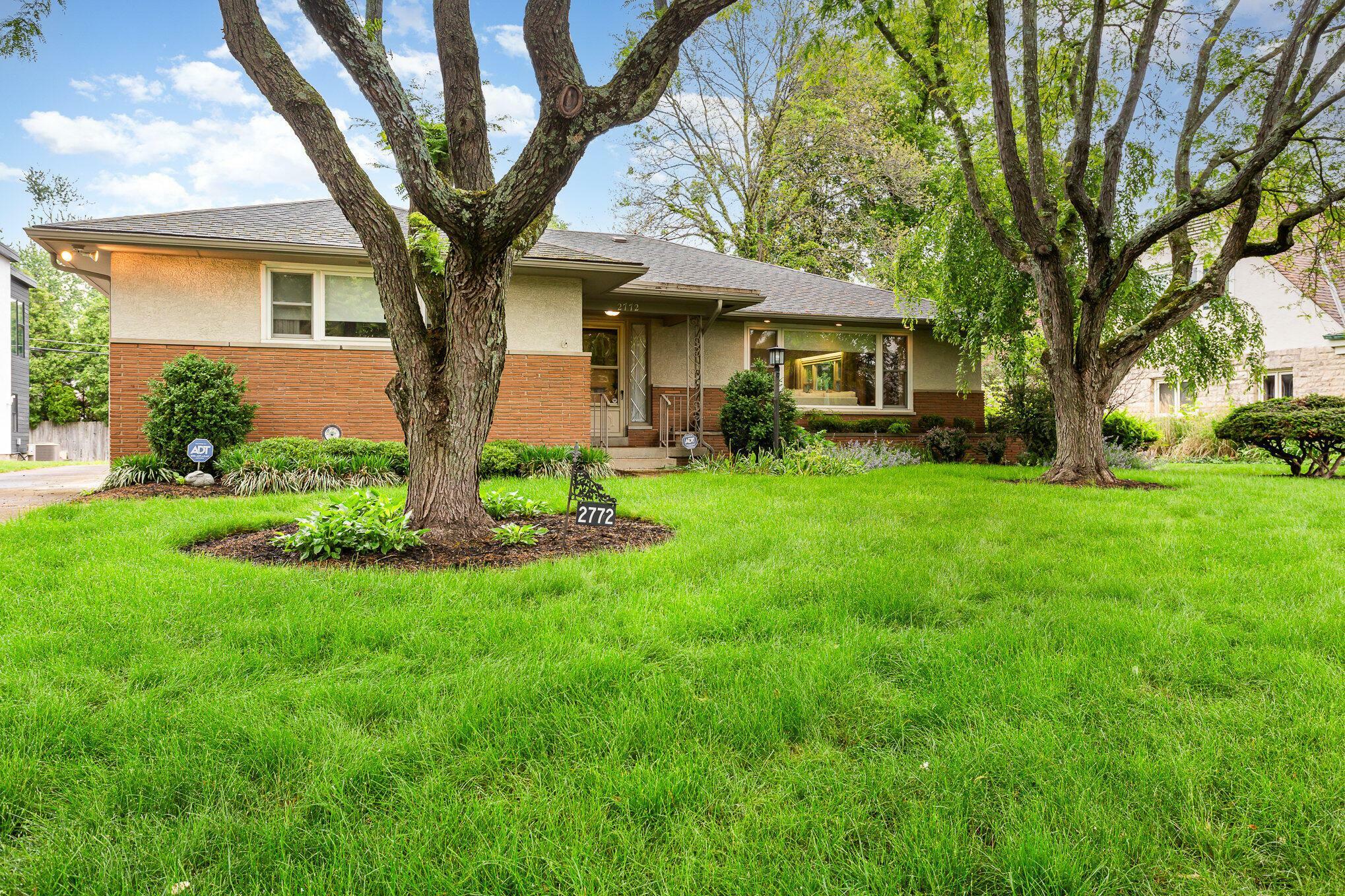 Property Photo: 2772 Dale Avenue OH 43209