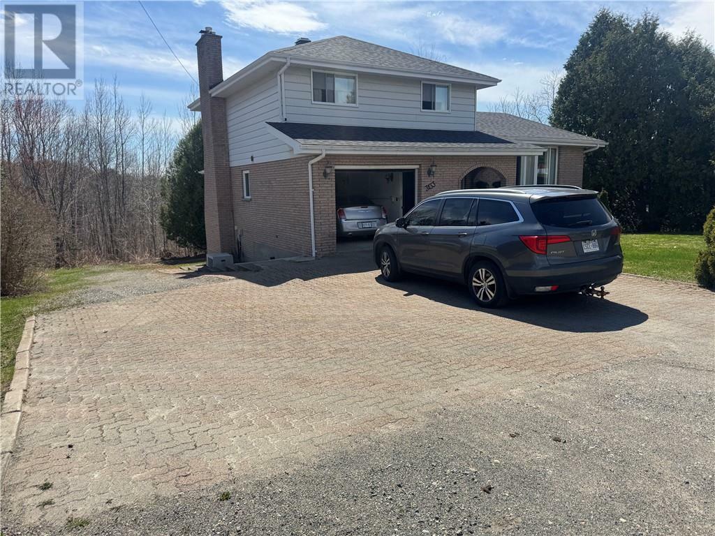 Property Photo: 3133 Bancroft ON P3B 3V6