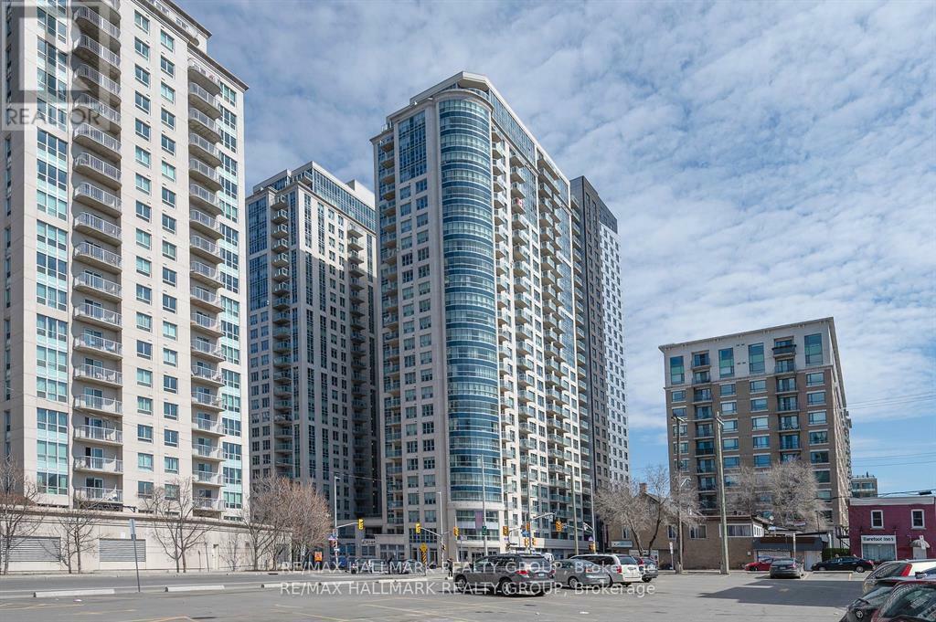 Property Photo: 195 Besserer Street 2701 ON K1N 0B6