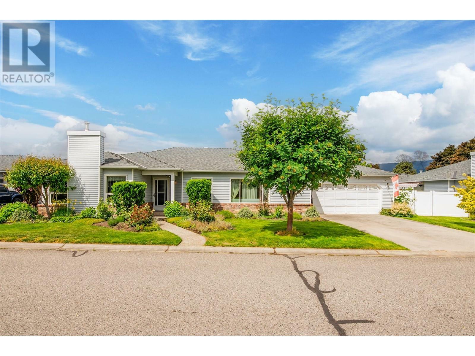 1101 Cameron Avenue 37  Kelowna BC V1Y 8V8 photo