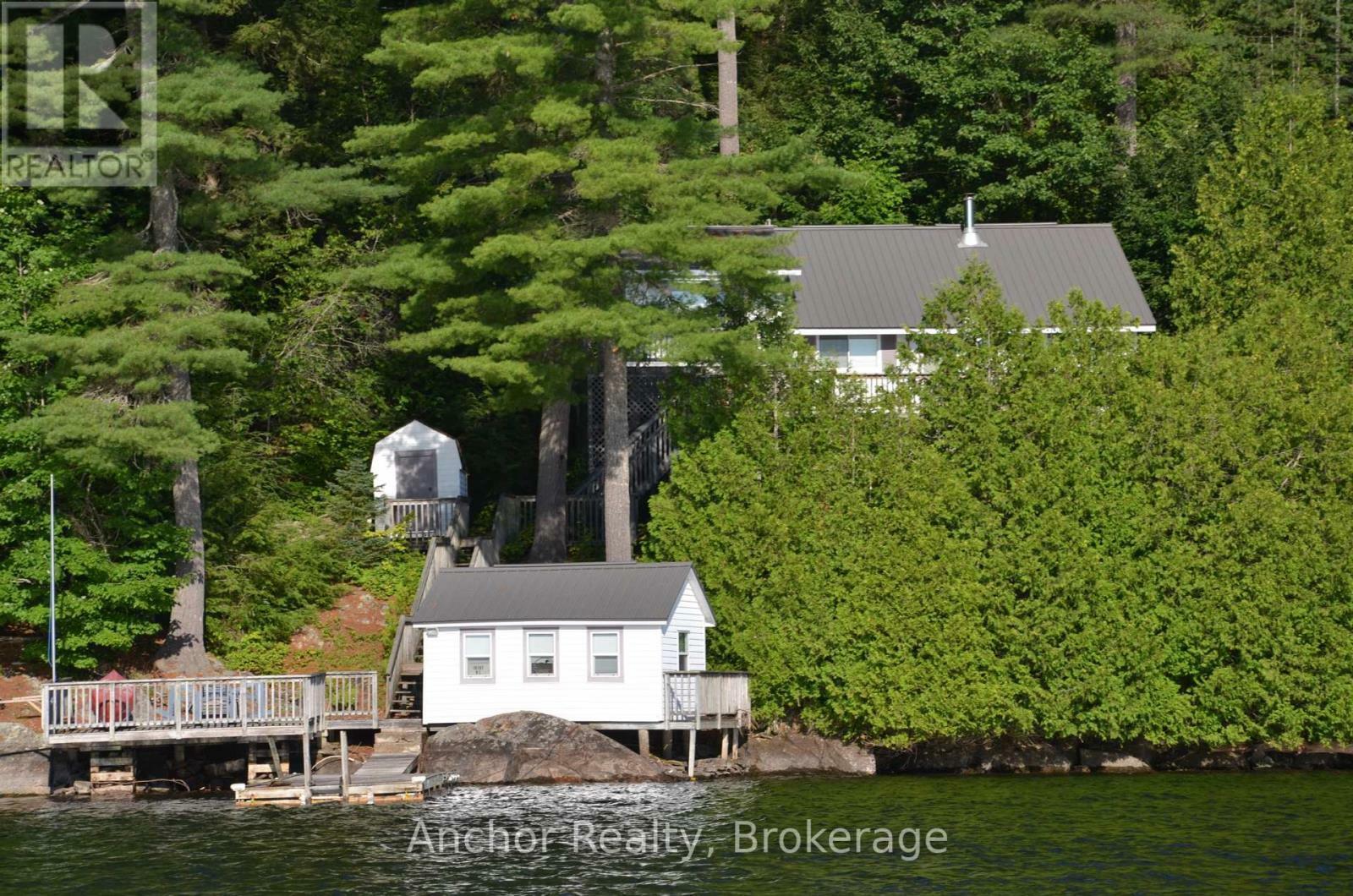 Property Photo:  10167 Little Hawk-West Sho  ON K0M 1S0 