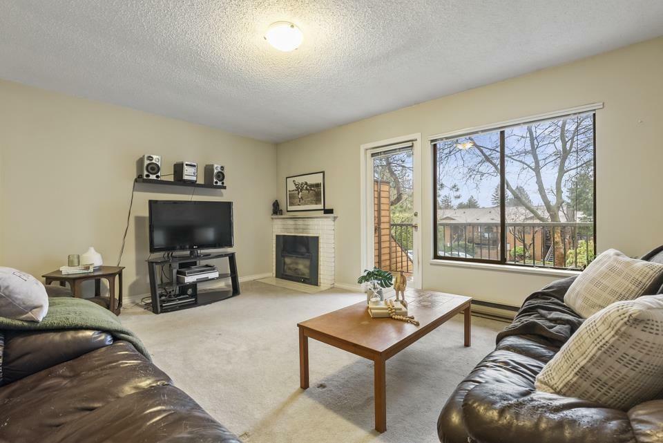 Property Photo: 10620 150 2207 BC V3R 7K3