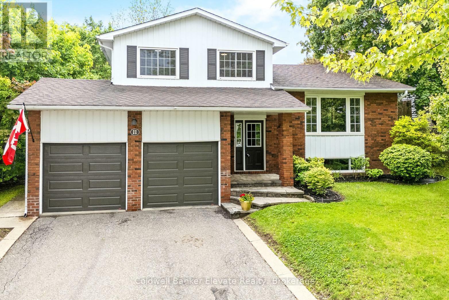 Property Photo: 11 Hillside Drive ON L7G 4W2