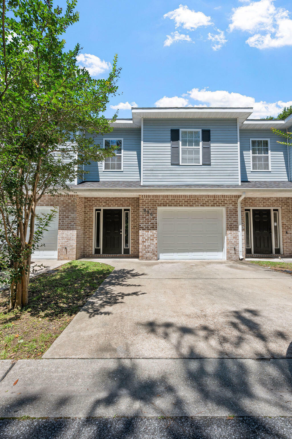 Property Photo: 996 Leigh Ann Lane FL 32547