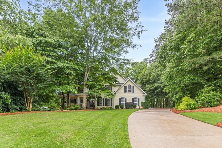 Property Photo:  5767 Wembley Drive  GA 30135