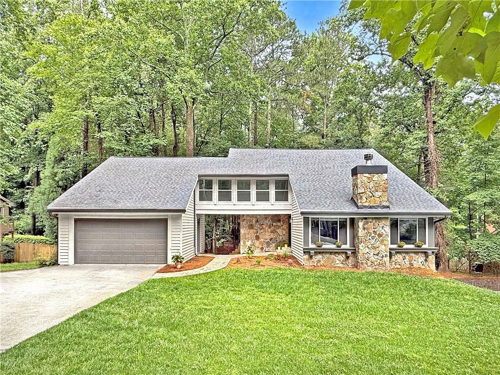 2435 Roxburgh Drive  Roswell GA 30076 photo