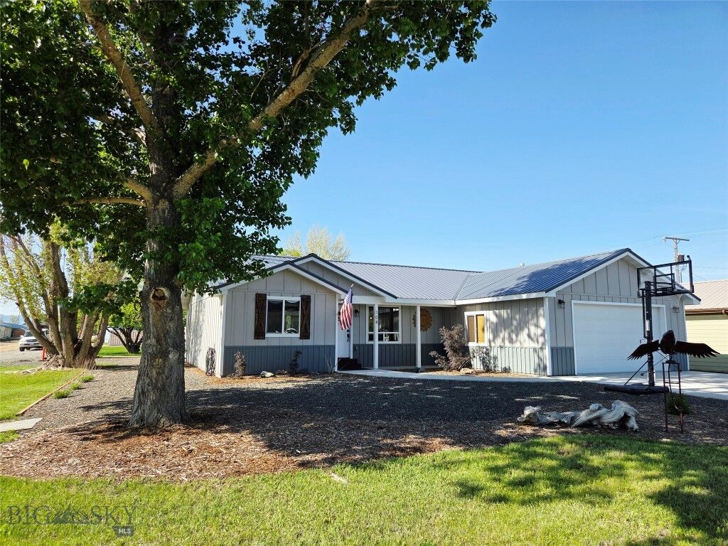 Property Photo: 108 E 9th Avenue MT 59754