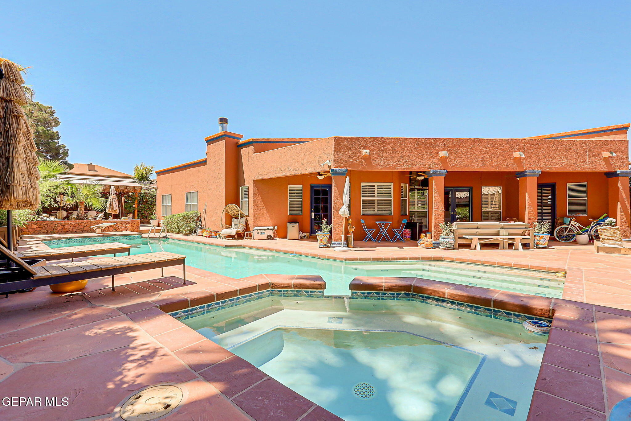 Property Photo: 904 Las Palmas Way TX 79912