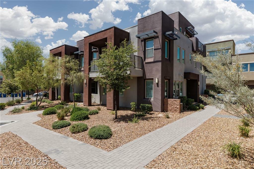 Property Photo: 1254 Venue Street 102 NV 89135