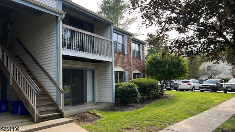 Property Photo: 42 Crabapple Ln NJ 08823