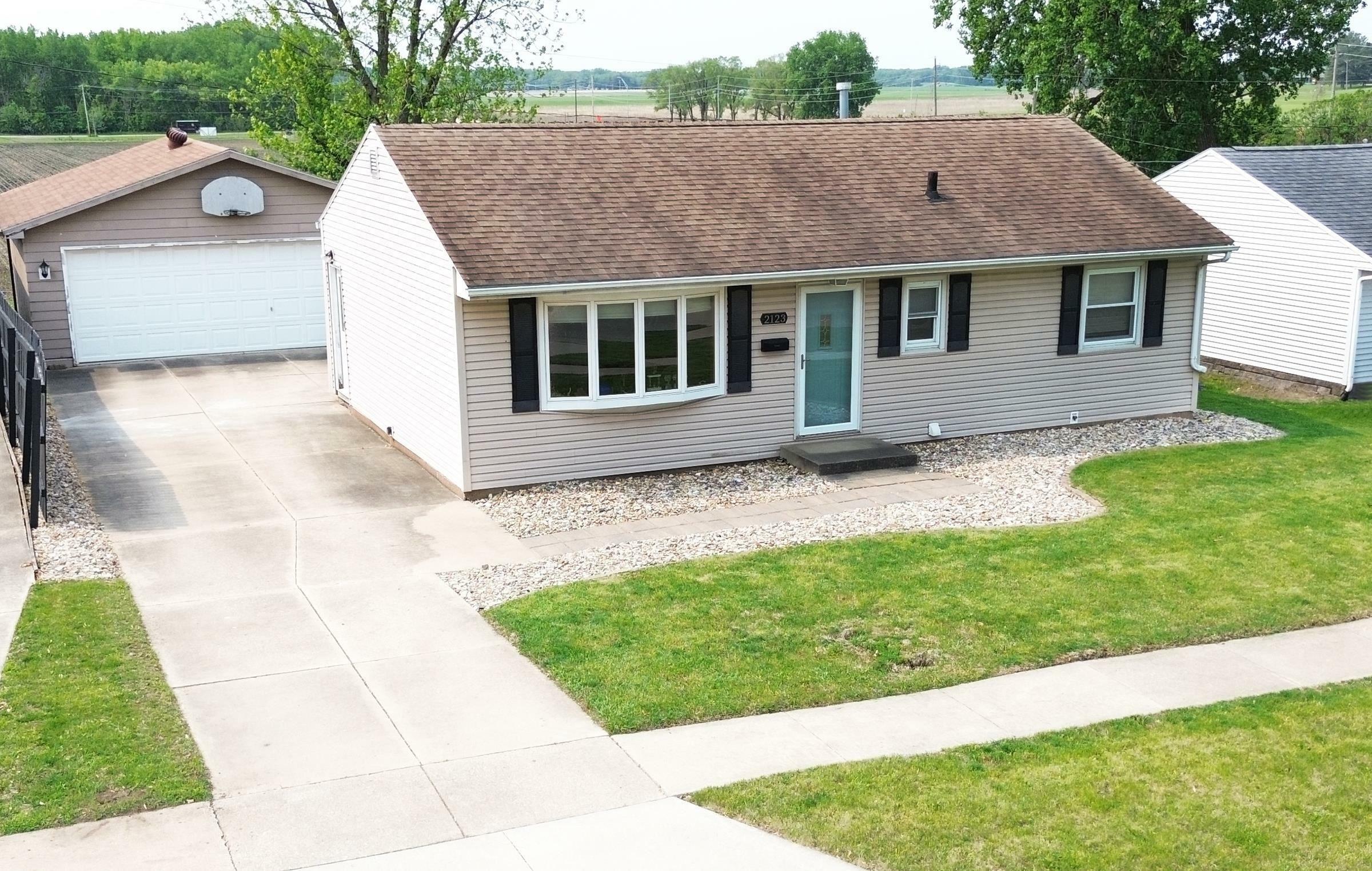 Property Photo: 2123 Downing Avenue IA 50701