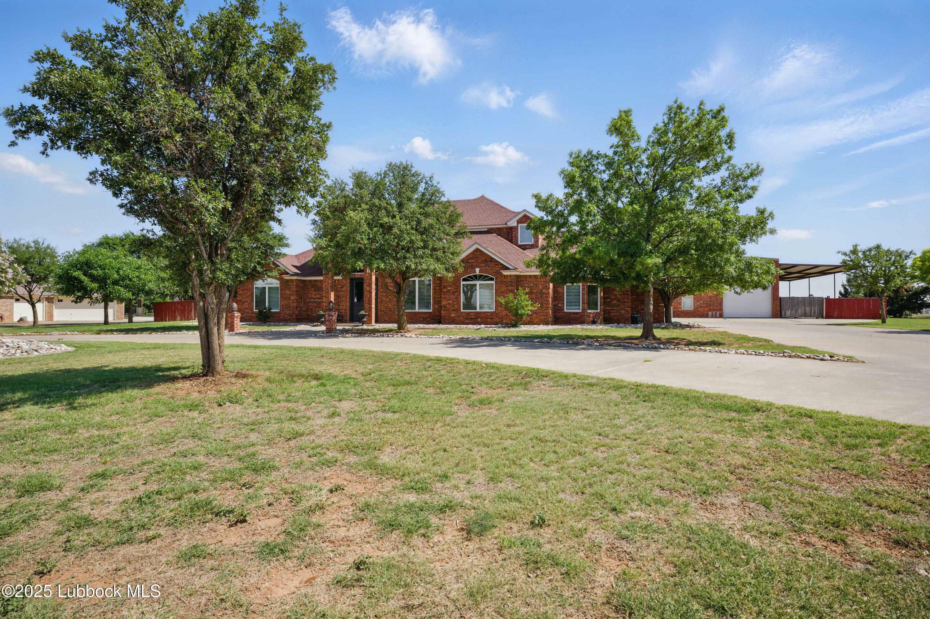 Property Photo: 3211 County Road 7610 TX 79423