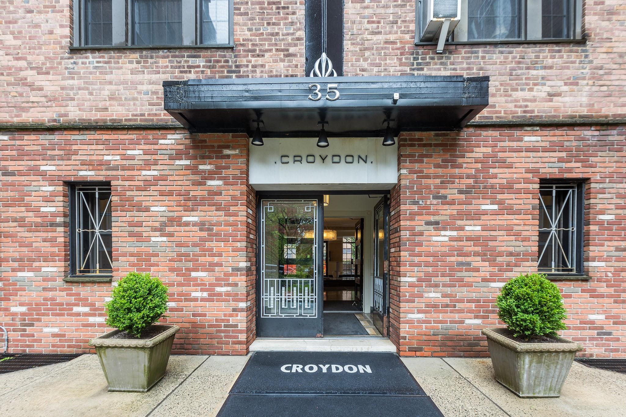 Property Photo: 35 Parkview Avenue 1C NY 10708