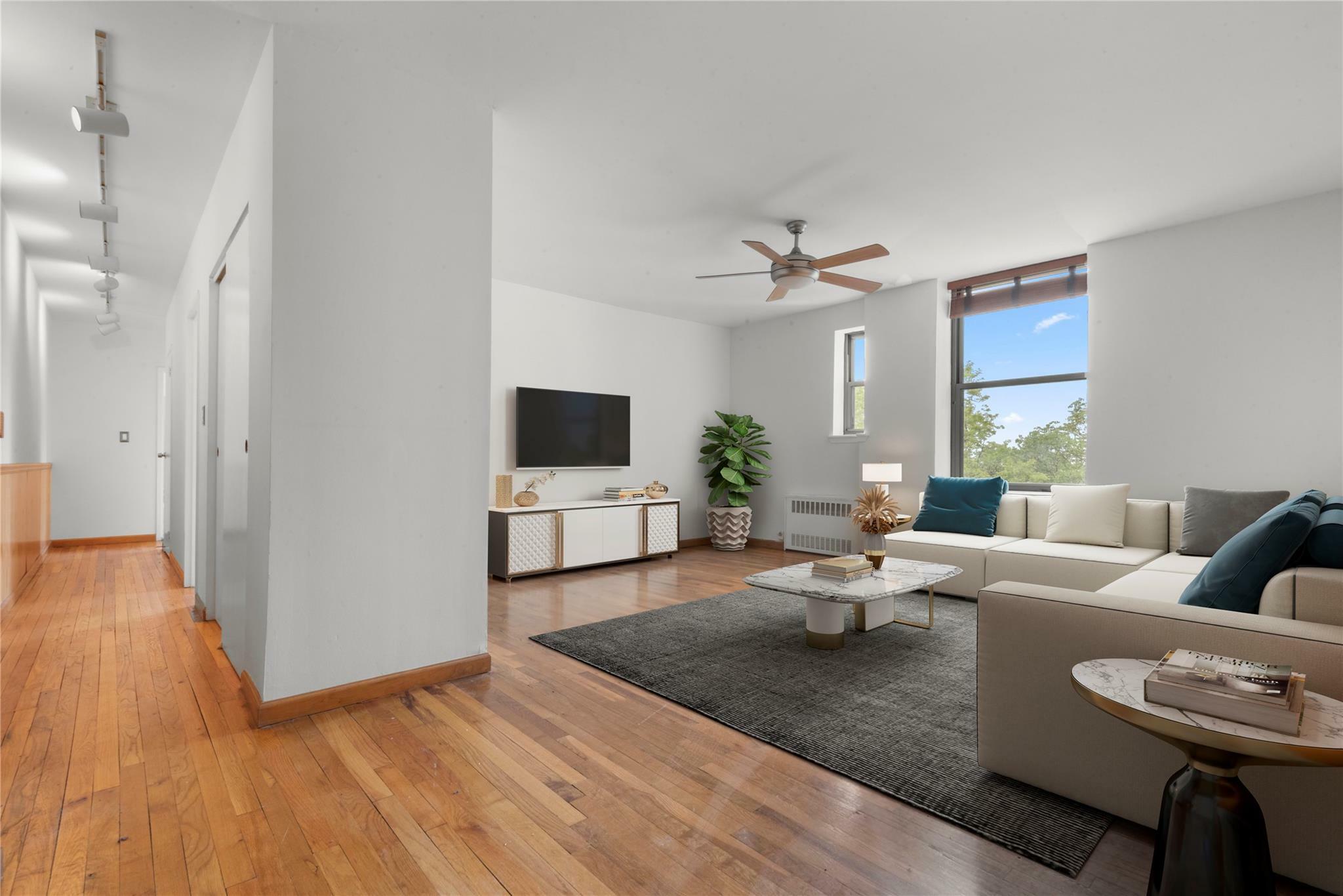 Property Photo: 689 Fort Washington Avenue 4F NY 10040