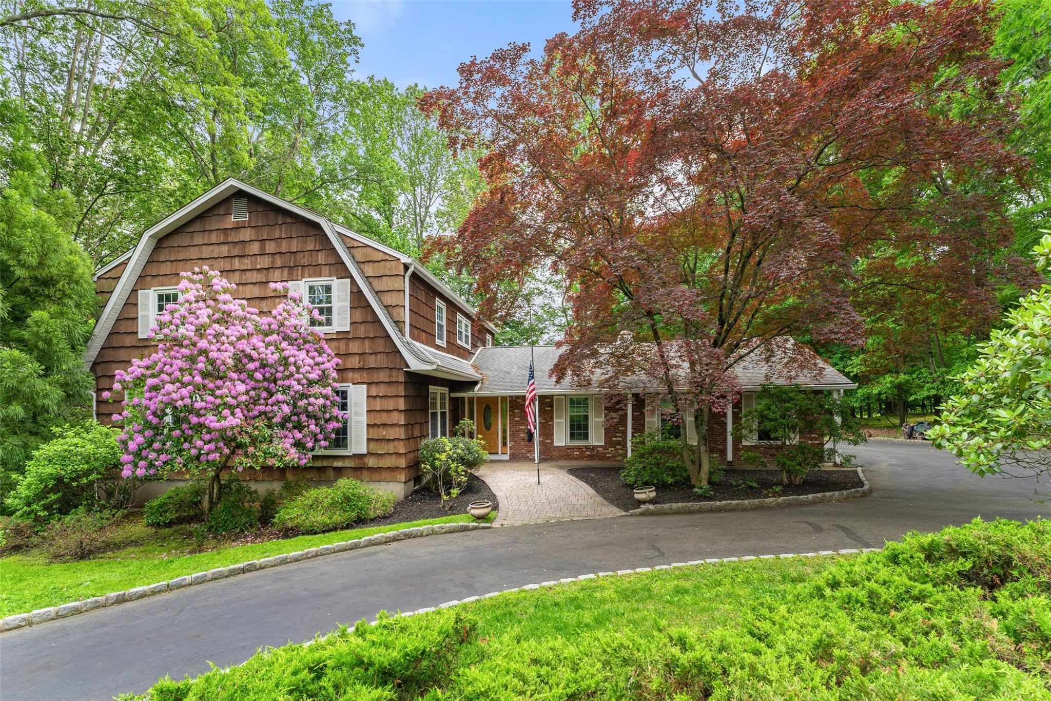 9 Stonehedge Drive  West Nyack NY 10994 photo