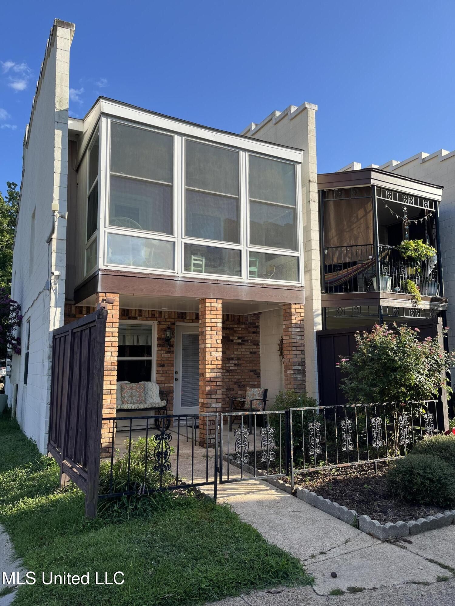 Property Photo: 2501 Gulf Avenue MS 39501