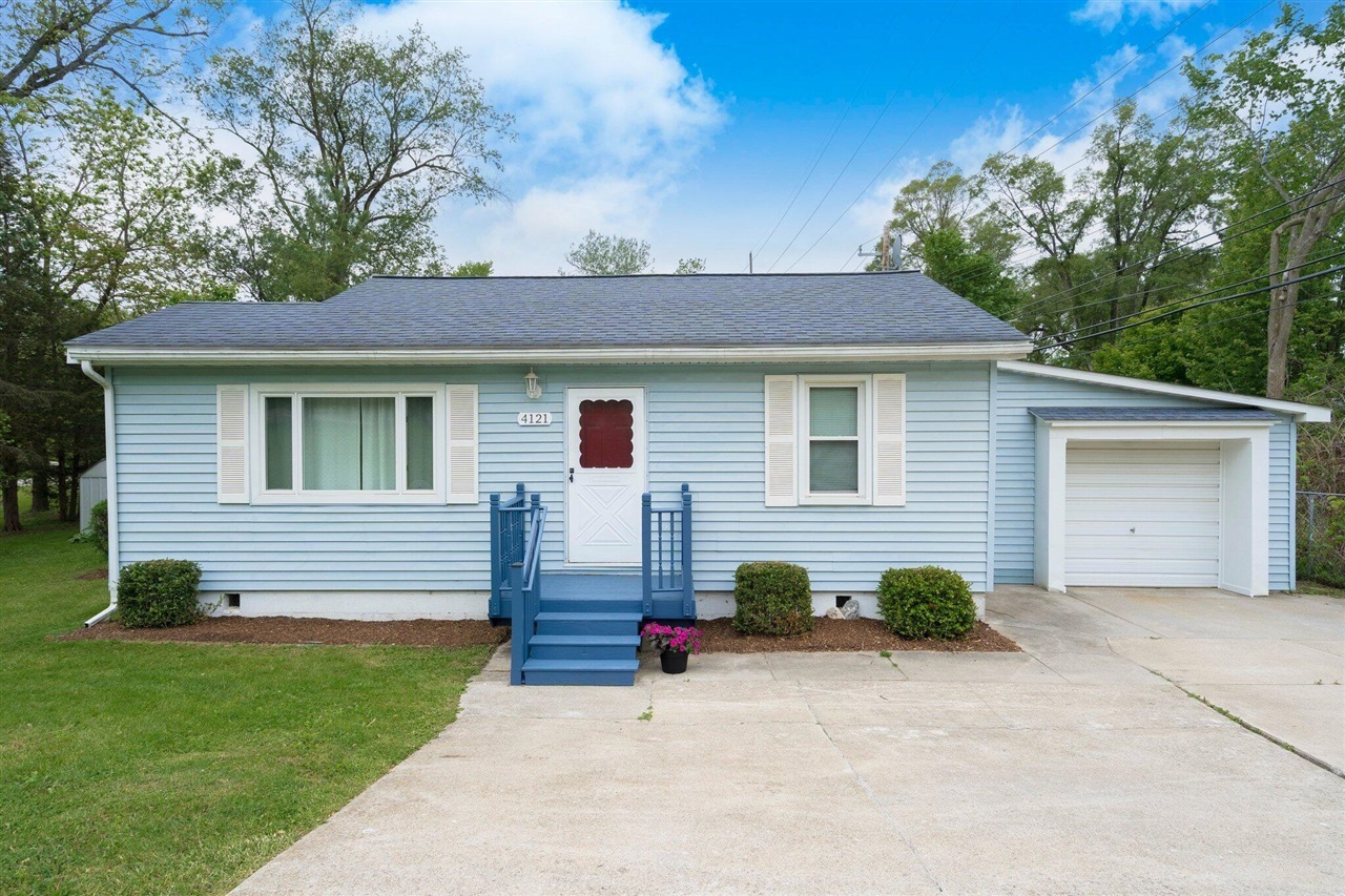 4121 Quebec Street  Auburn Hills MI 48326 photo