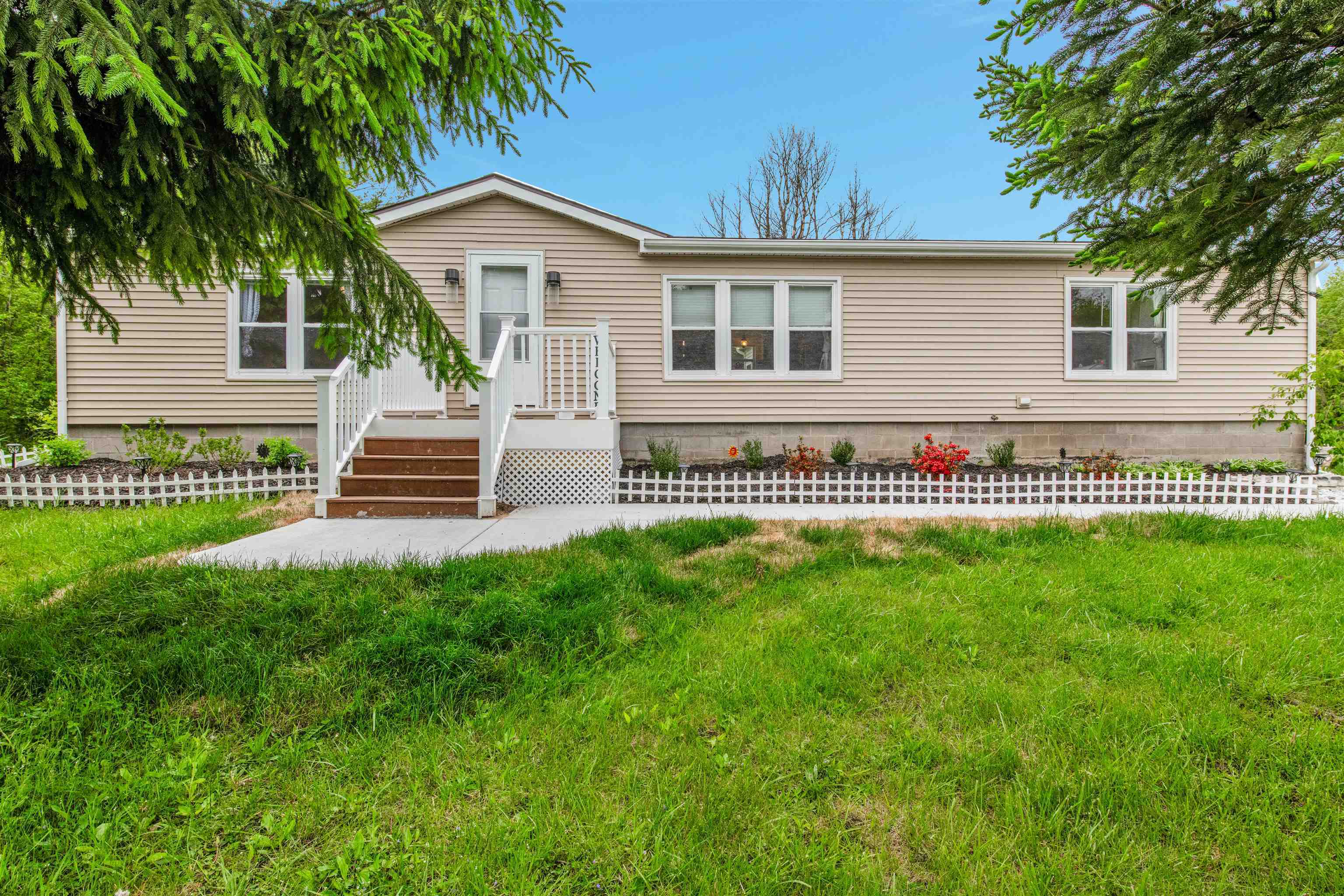 Property Photo: 1371 Sturdevant Street MI 48074