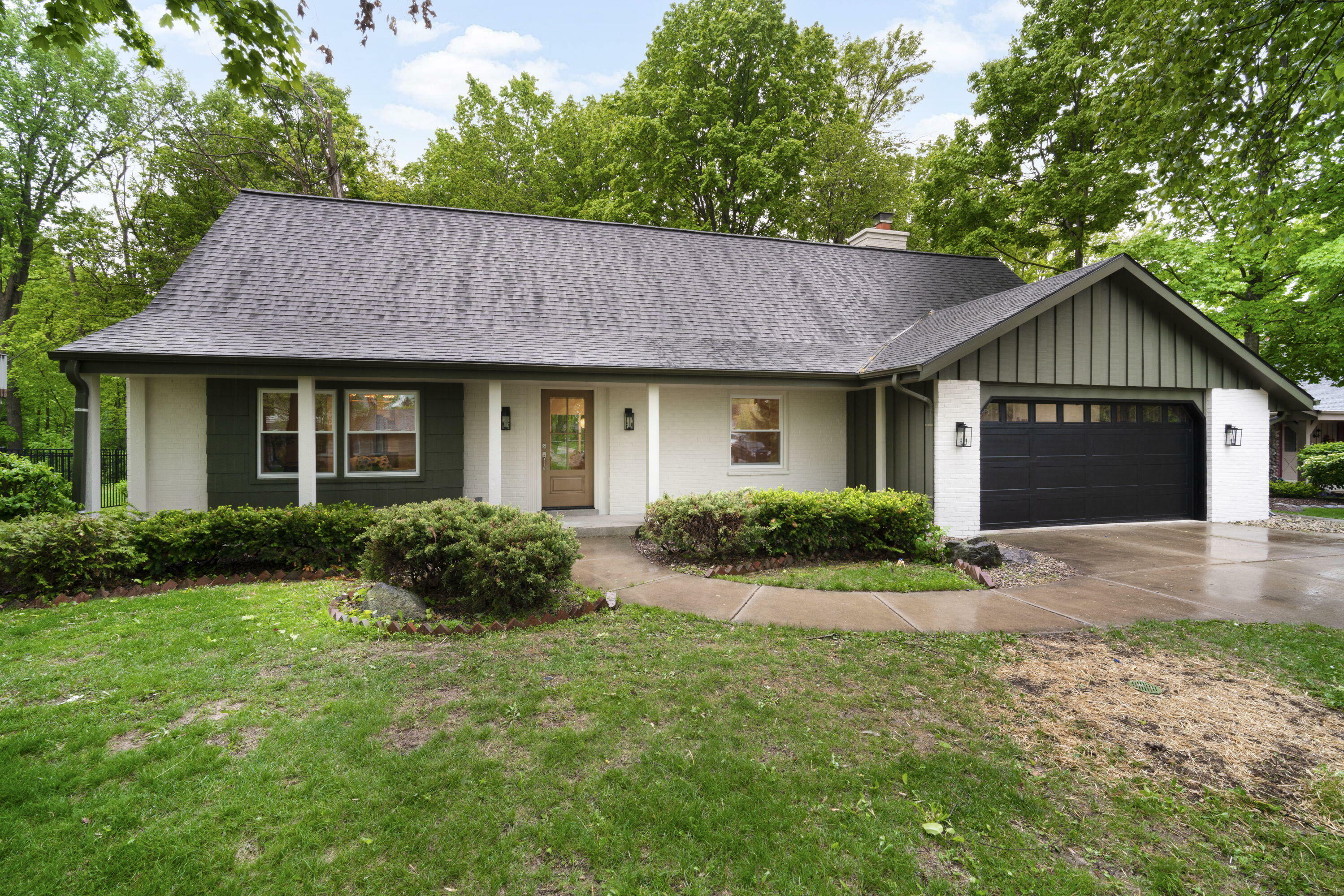 Property Photo: 14855 W Maple Ridge Rd WI 53151