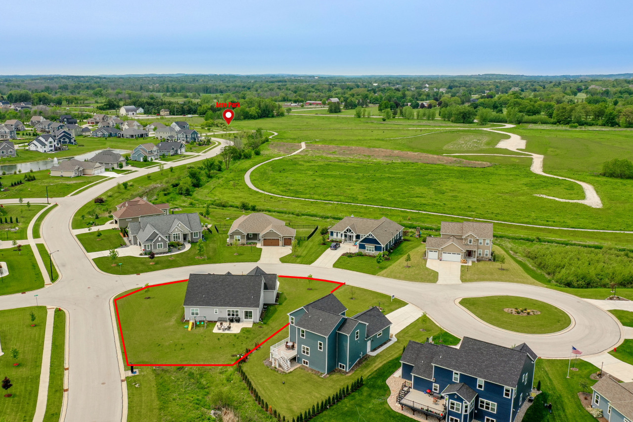 Property Photo: W197n5080 Cypress Ct WI 53051