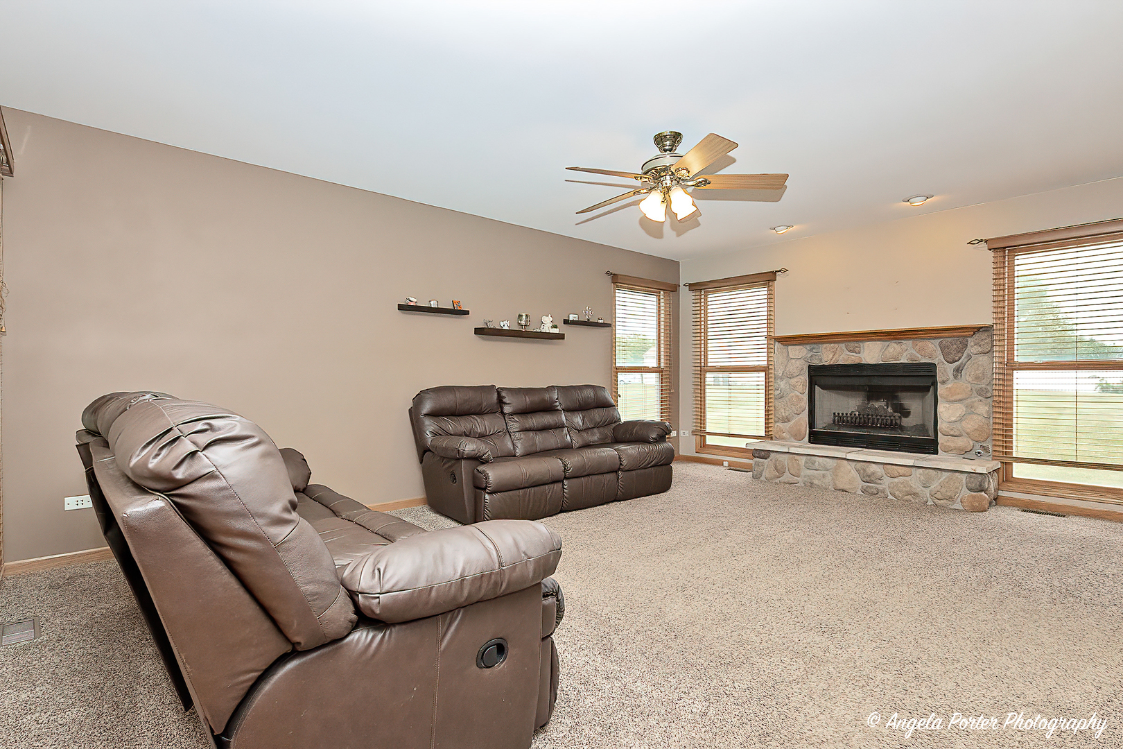 Property Photo: 12401 Bigelow Avenue IL 60034