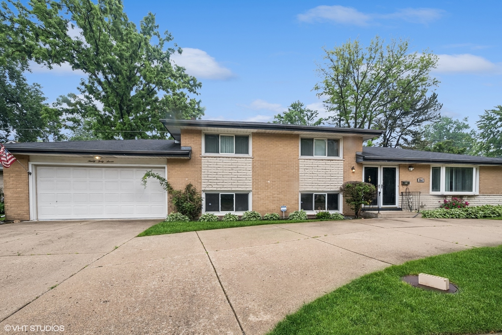 9047 Crawford Avenue  Skokie IL 60076 photo