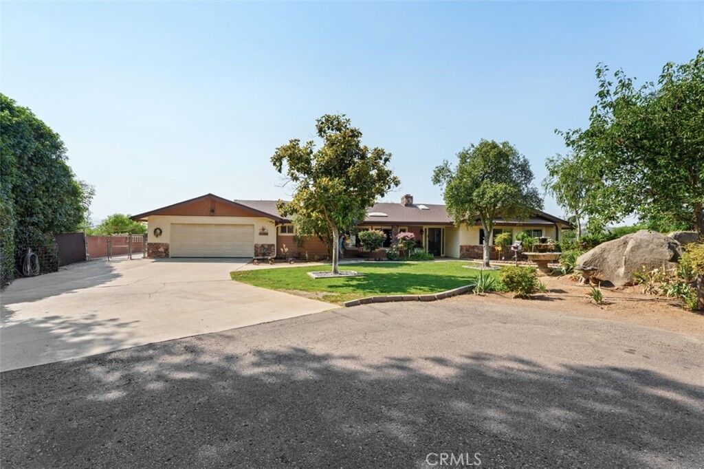 Property Photo:  1555 Washington Street  CA 92065 