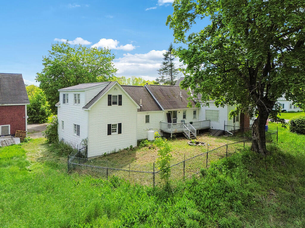 Property Photo: 80 Oakland Road ME 04937