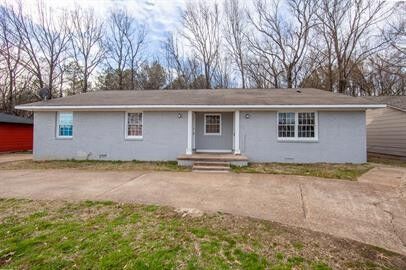 69 Carolane Dr  Jackson TN 38305 photo