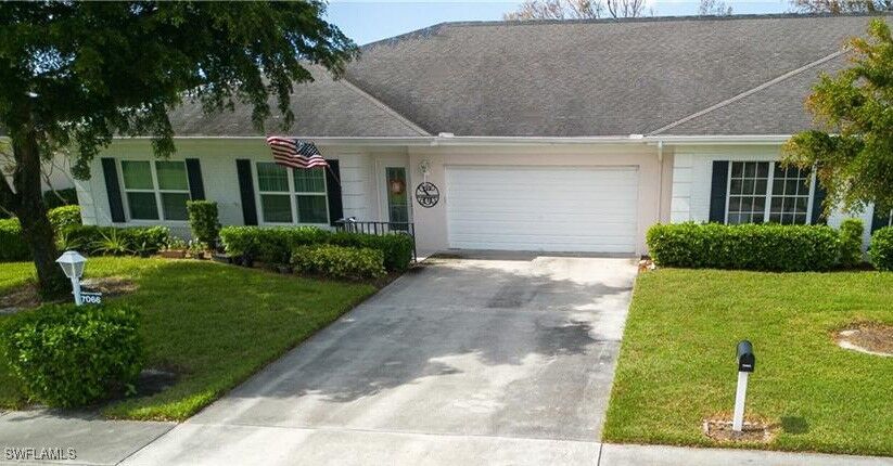 Property Photo:  7066 W Brandywine Circle  FL 33919 