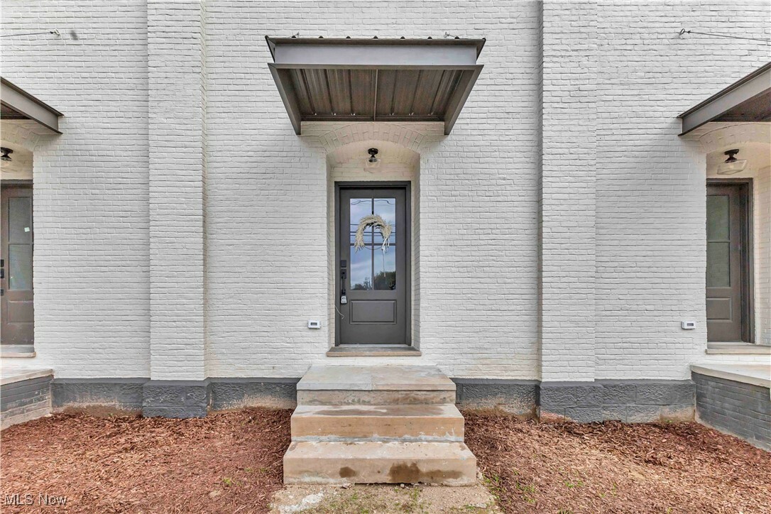 Property Photo: 2130 W 42nd Street 2 OH 44113