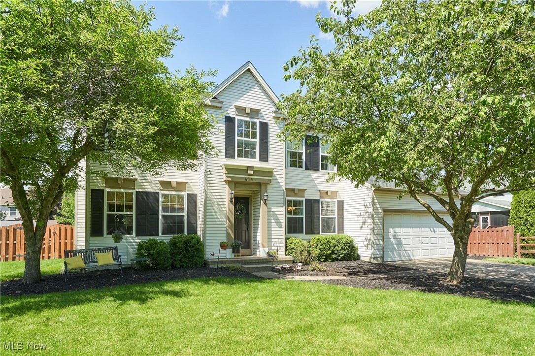 Property Photo: 613 W Sturbridge Drive OH 44256
