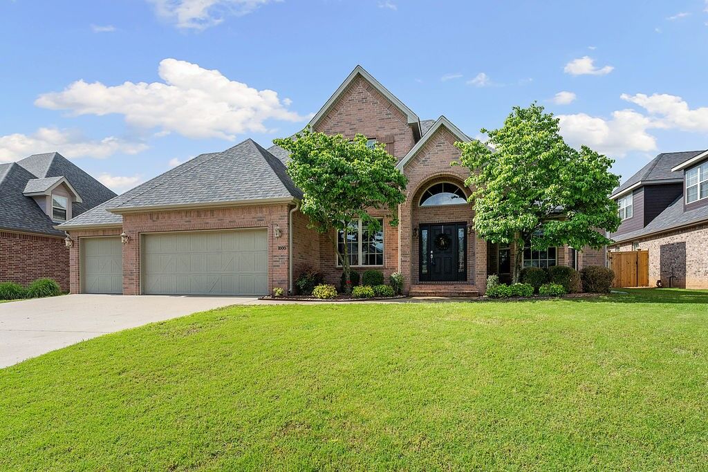Property Photo:  1000 Halifax Place  AR 72712 