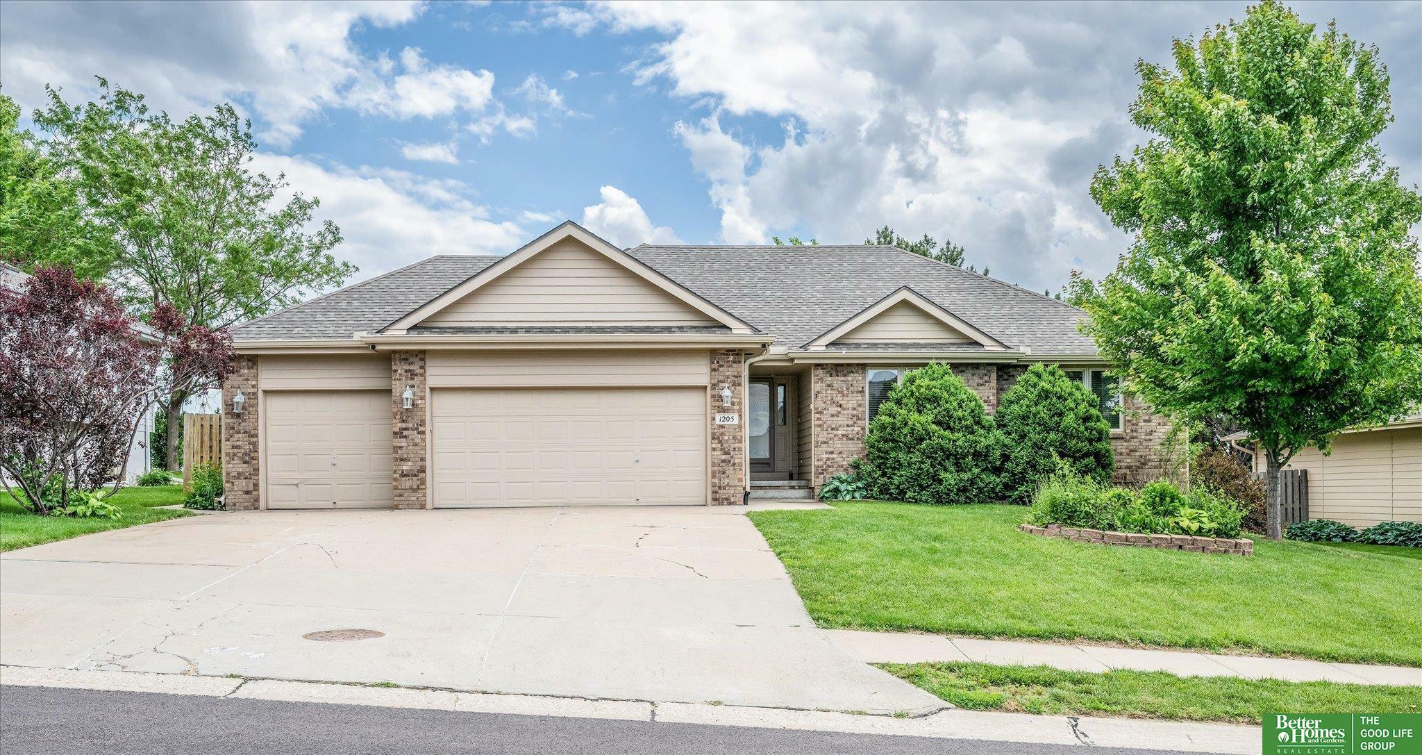 Property Photo: 1205 Deer Run Lane NE 68046