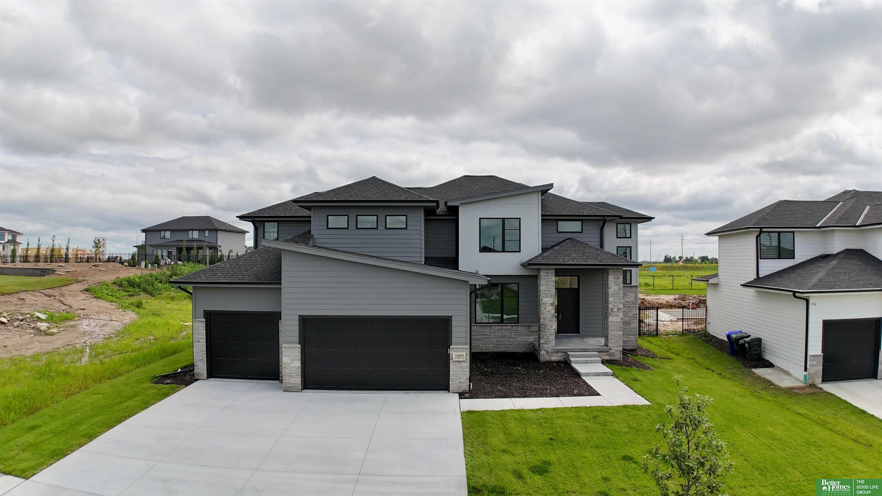 5409 N 196th Avenue  Elkhorn NE 68022 photo