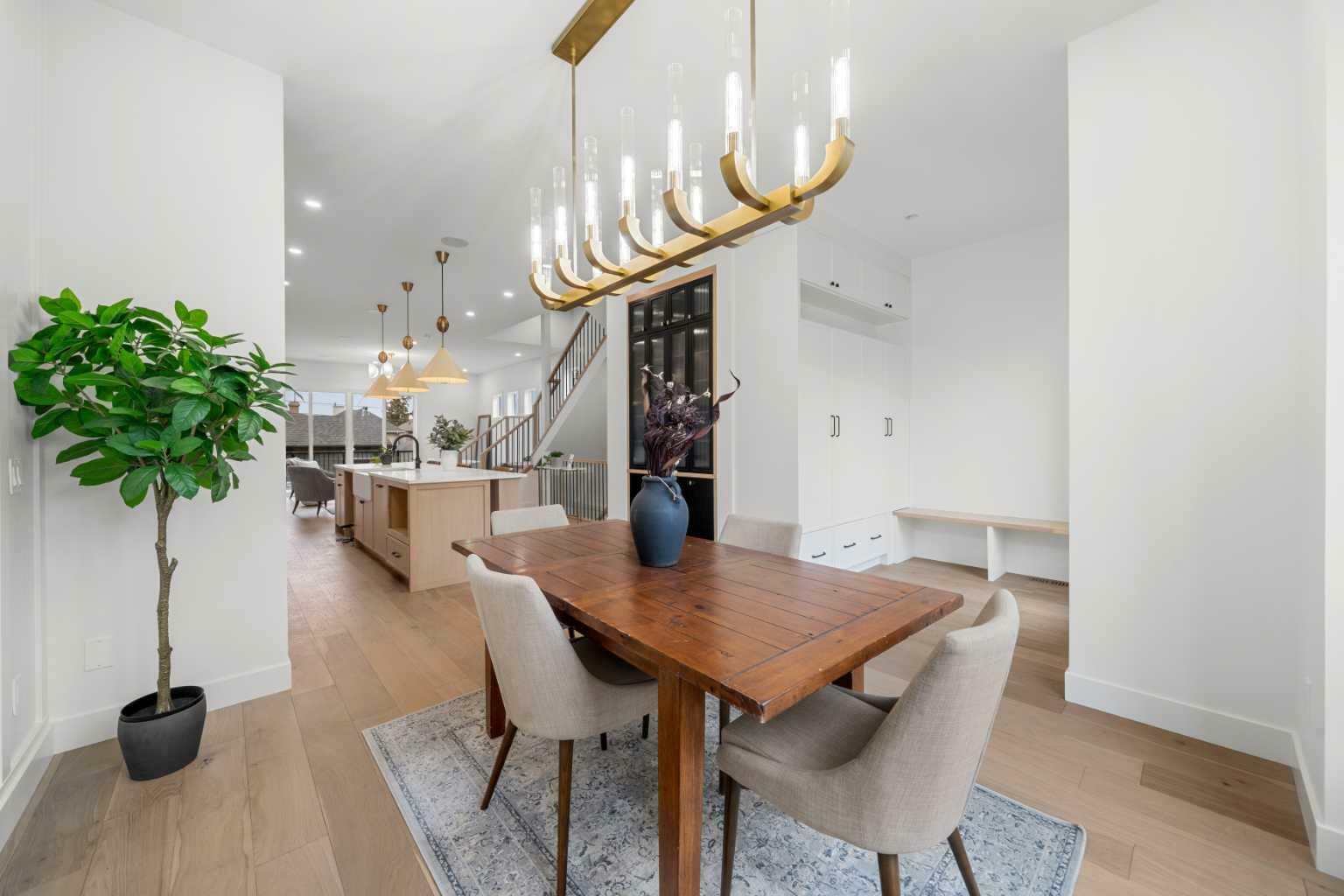 Property Photo: 2108 29 Avenue SW AB T2T 1N5