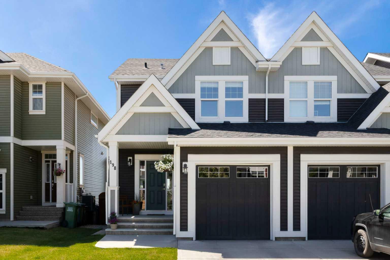 Photo de la propriété: 198 River Heights Crescent AB T4C 0V2