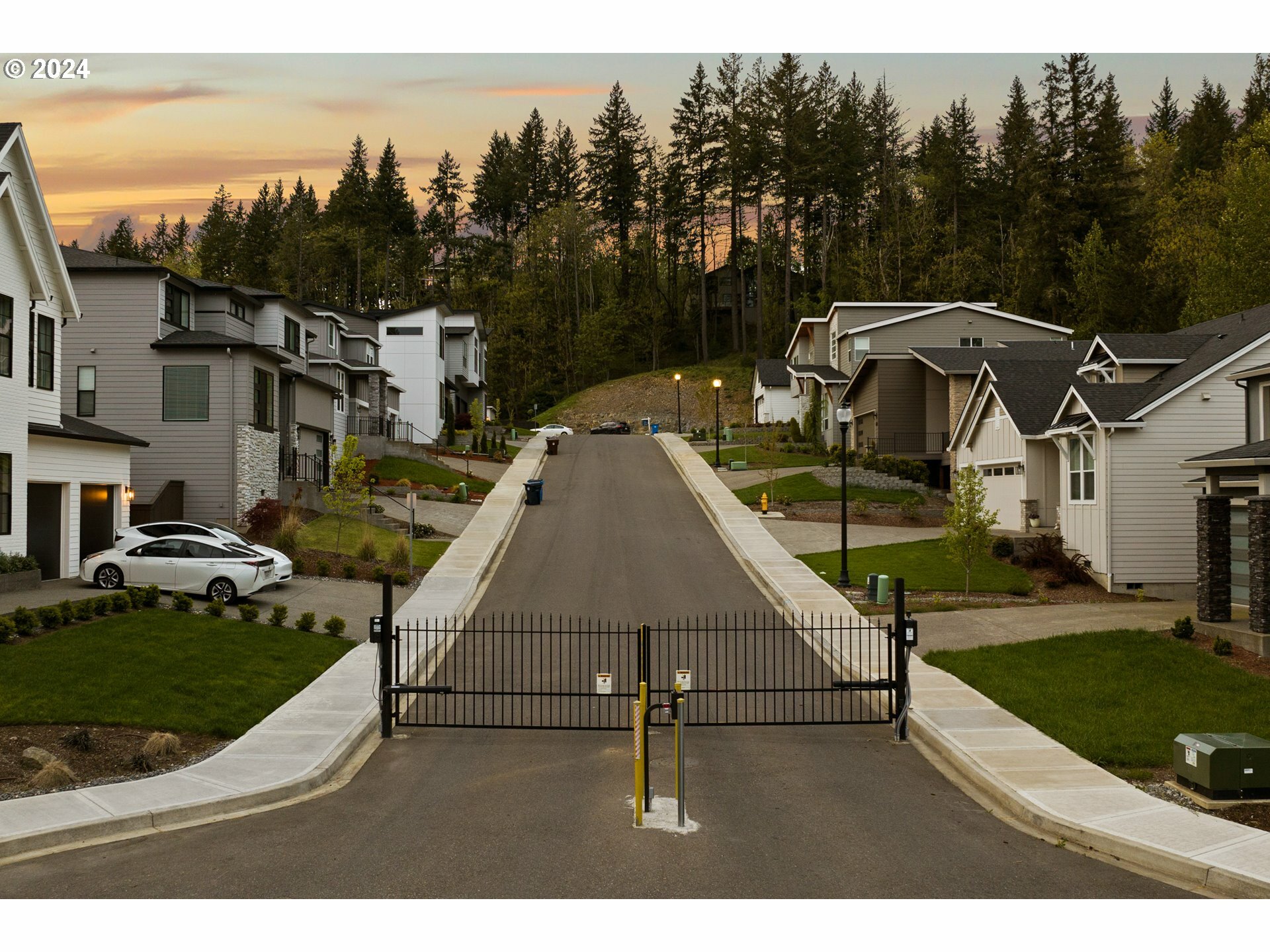 Property Photo: 750 NE Province Ct WA 98607