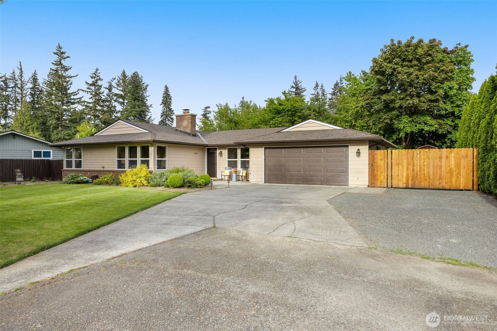 Property Photo: 4433 109th Place NE WA 98271