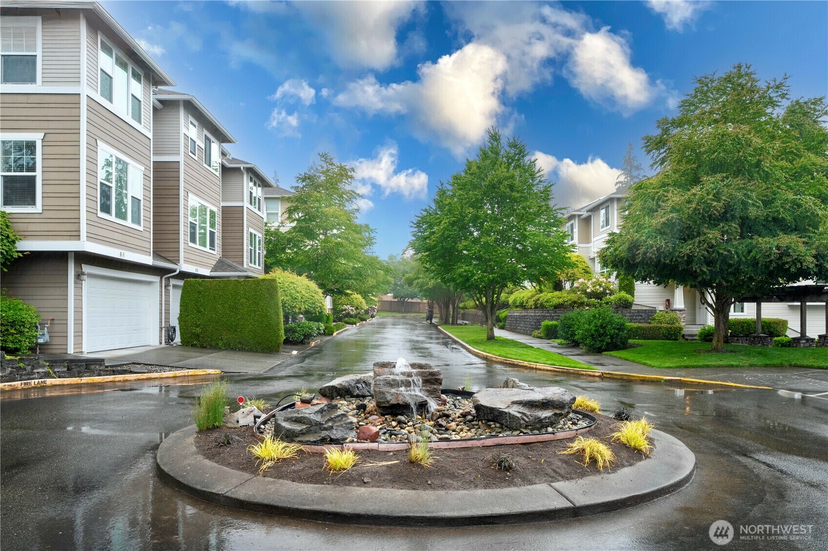 Property Photo: 15 164th Street SW D3 WA 98012