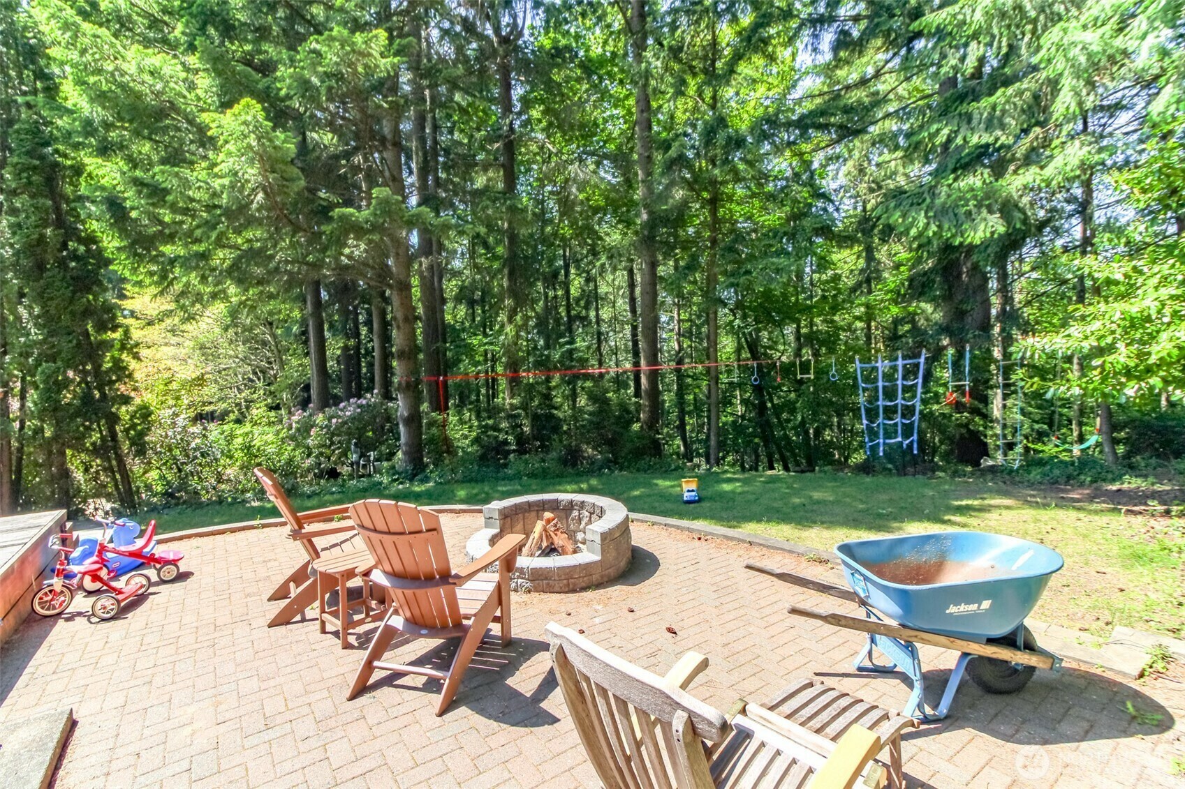 Property Photo: 7019 Cameo Drive SW WA 98499