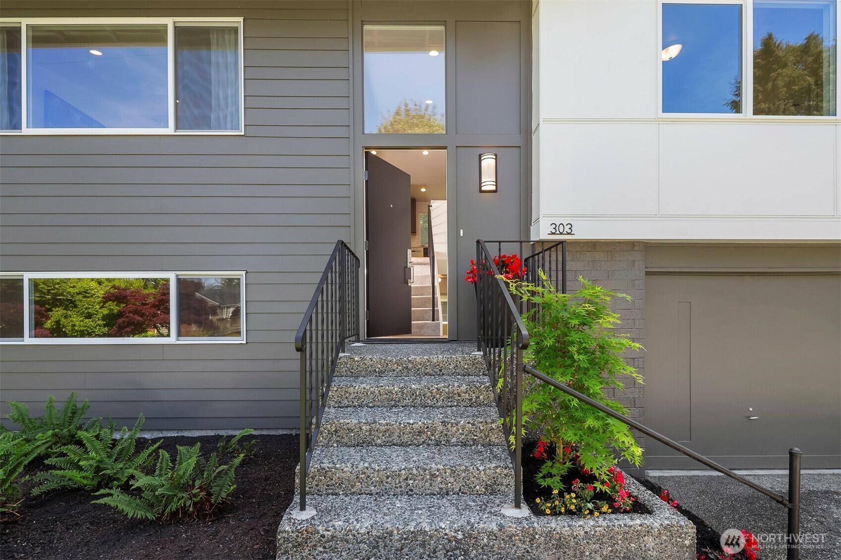 Property Photo:  303 NE 133rd Street  WA 98125 