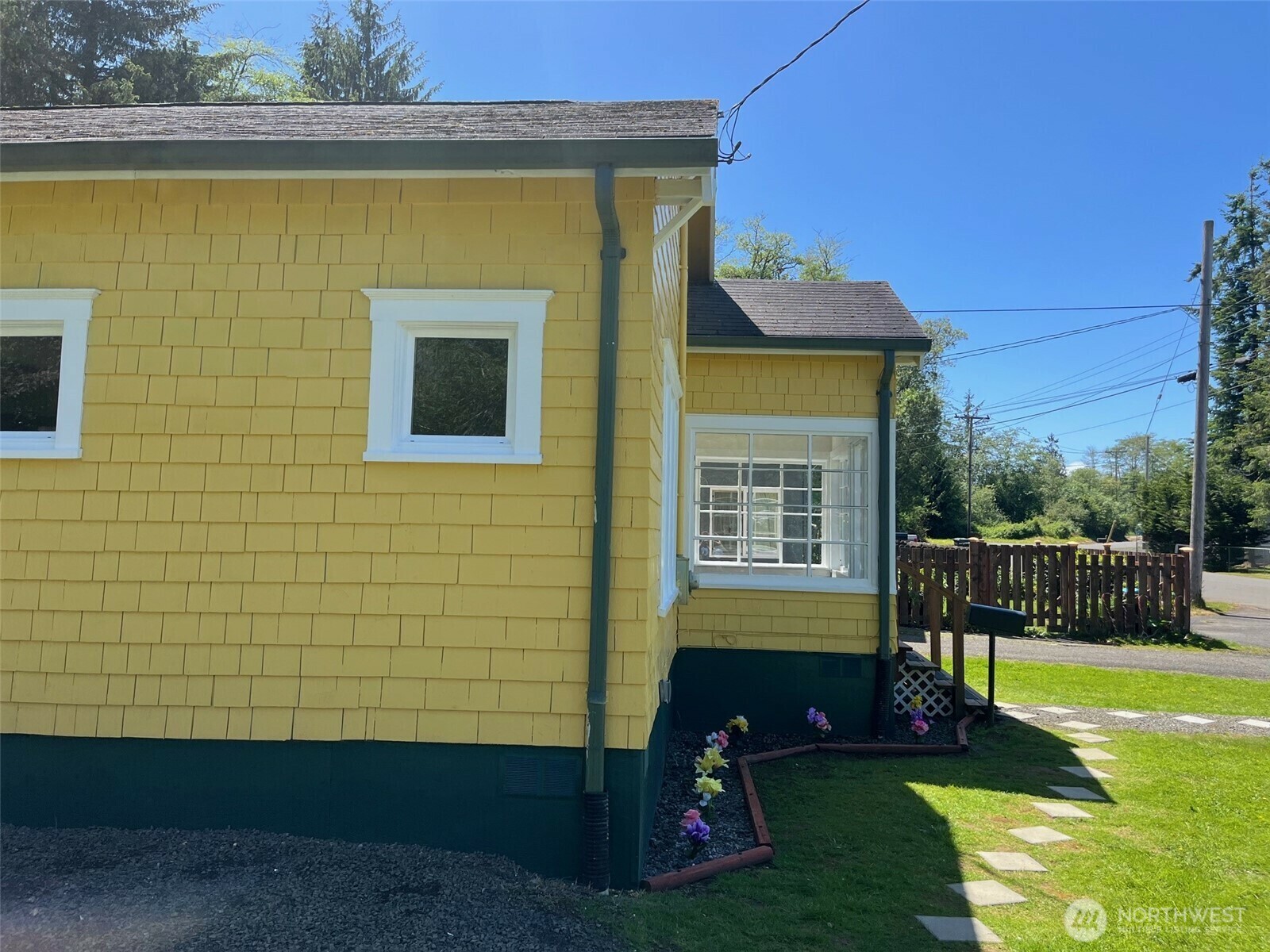 Property Photo: 330 Endresen Road WA 98550