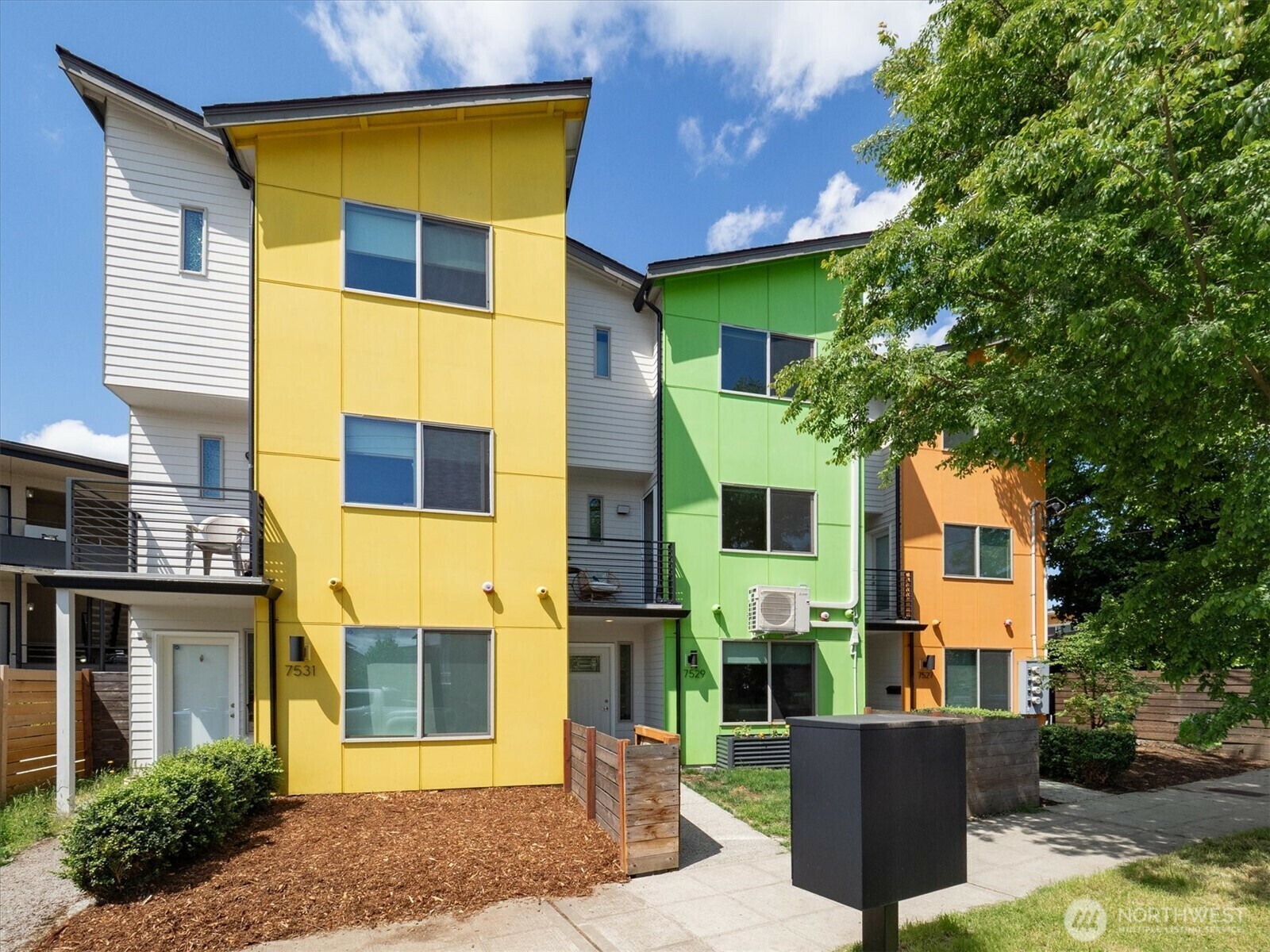 Property Photo: 7529 43rd Avenue S WA 98118