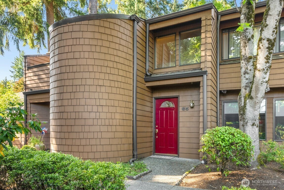 Property Photo: 11416 NE 128th Street 65 WA 98034