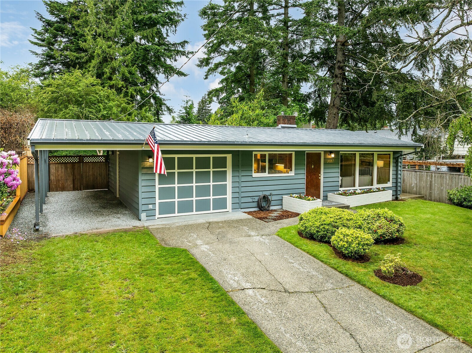 Property Photo:  19543  Meridian Avenue N  WA 98133 