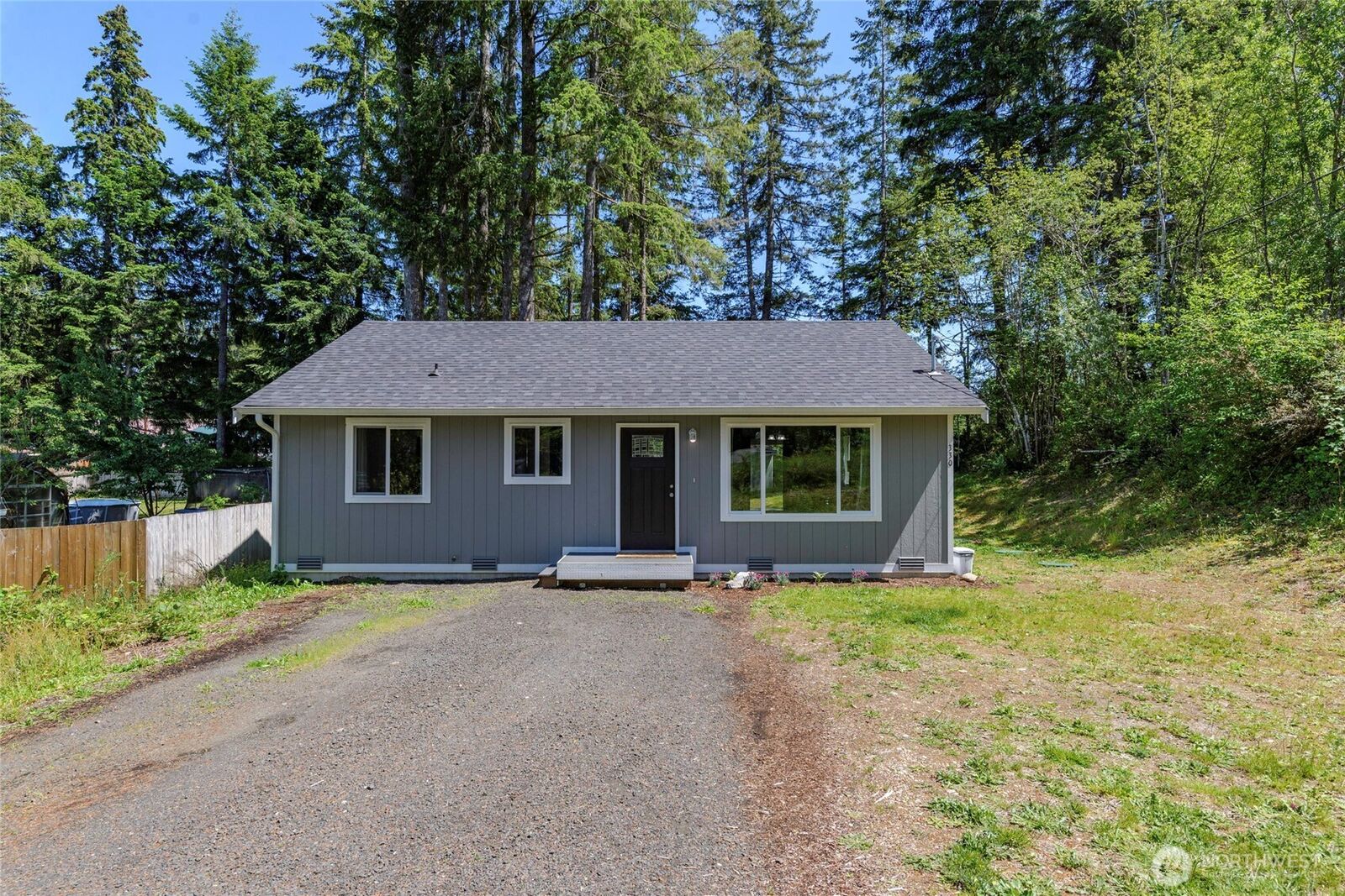 Property Photo:  330 E Road Of Tralee  WA 98584 