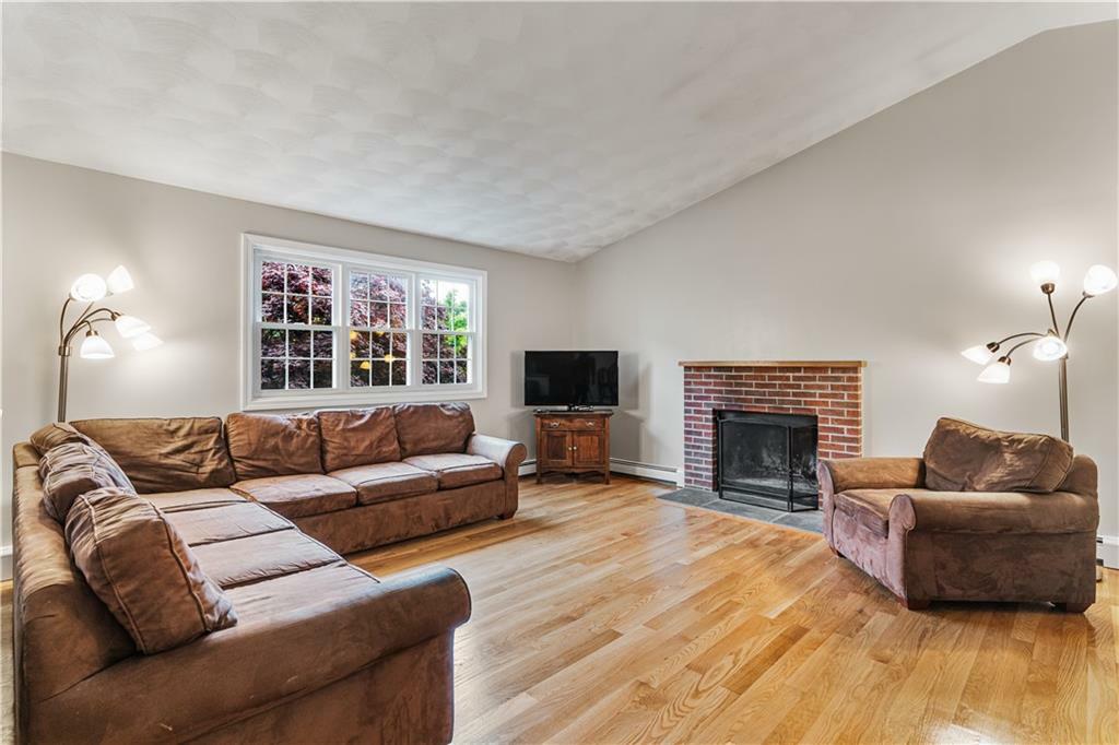 Property Photo:  6 Lisa Lane  RI 02809 